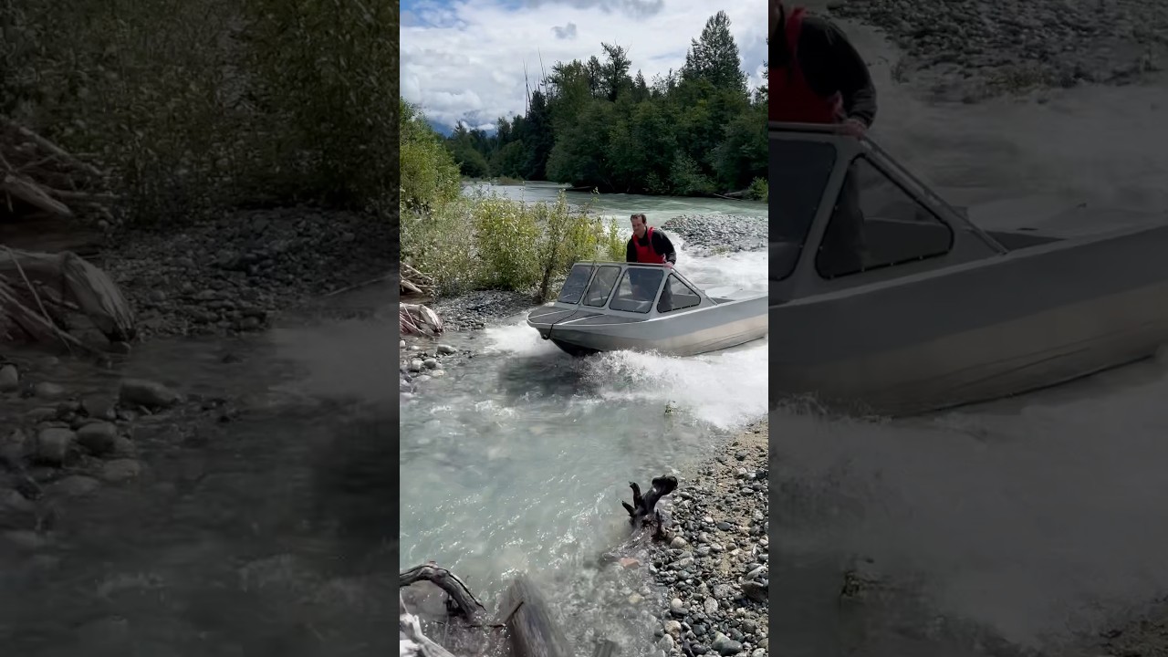 Jet boatin&rsquo; #jetboat #skinny #water #river #thetop #loganpehota