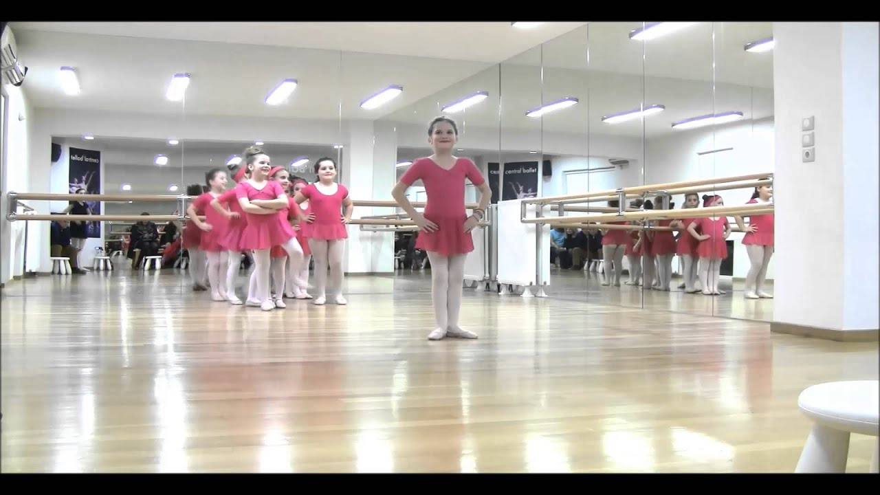 Central Ballet Dec2014 Primary F Ballet Τμ ΙΙ Μικρή μπαλαρίνα, Τρέχω κ' παρουσιάζ