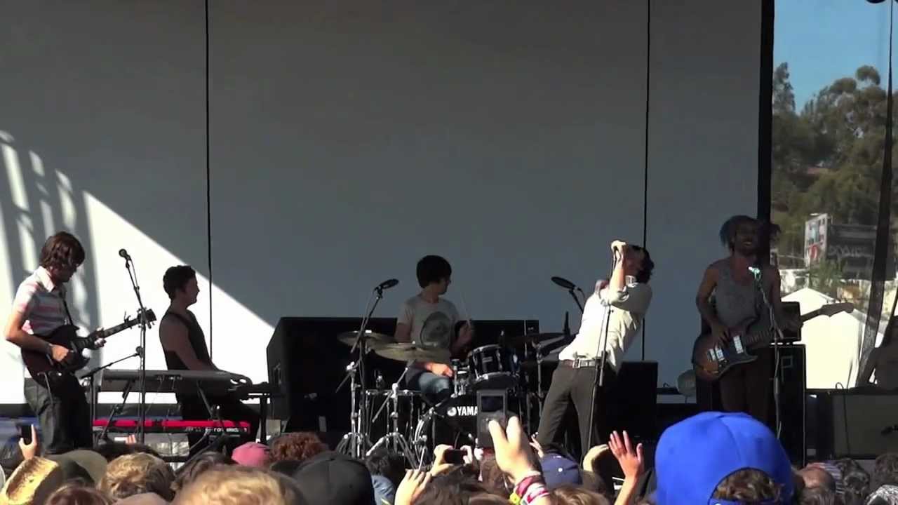 Father John Misty - Hollywood Forever Cemetery Sings