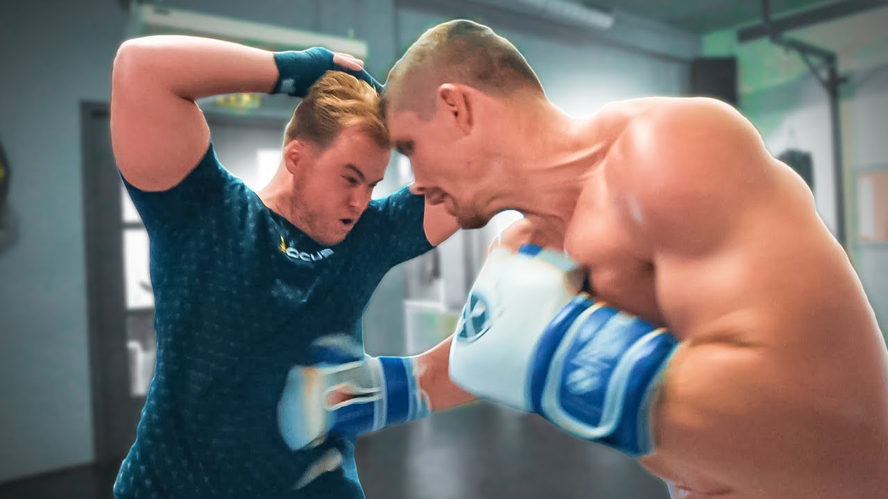 IK LEEF 1 DAG ALS RICO VERHOEVEN! 🥊