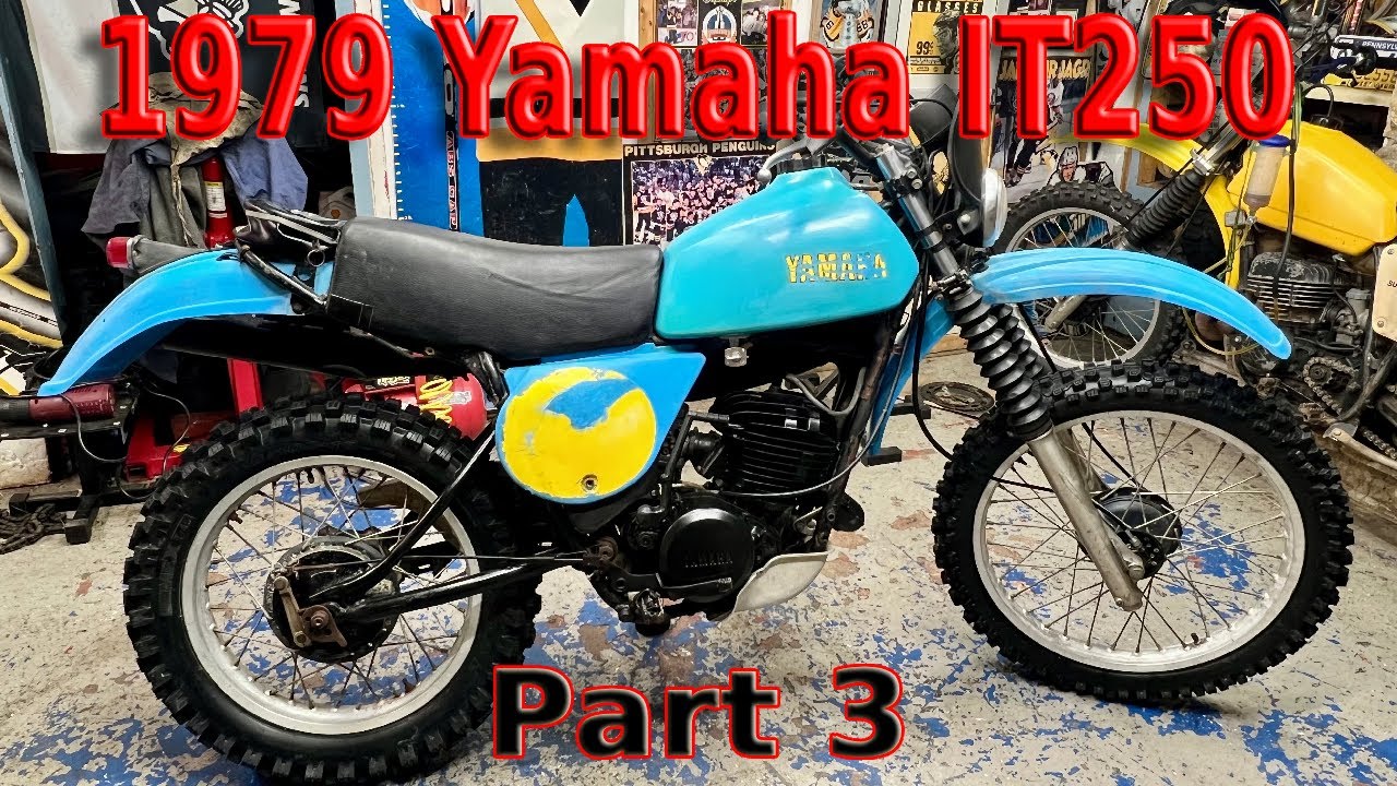 Исчезнувшая из пепла Yamaha IT, обреченная на утилизацию.