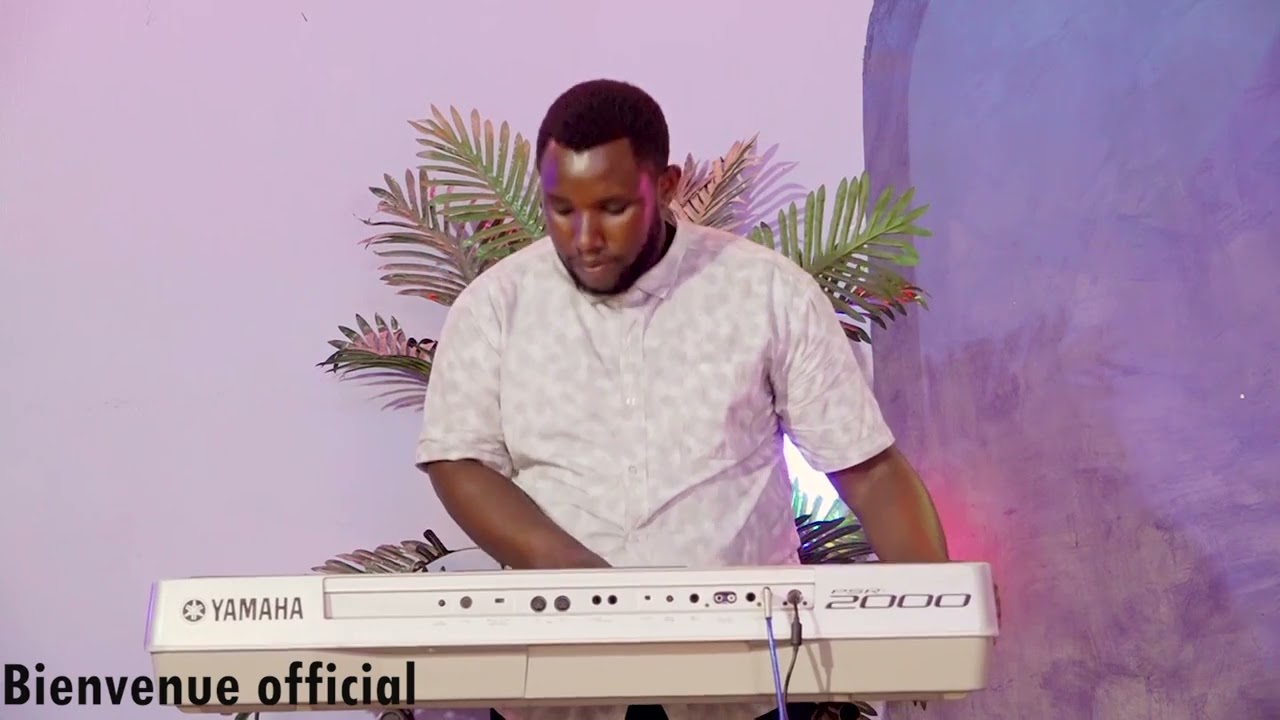 UMUKUNGA By Bienvenu // AMASHIMWE AKOMEYE YUKWEZIKWA 2/2026 //