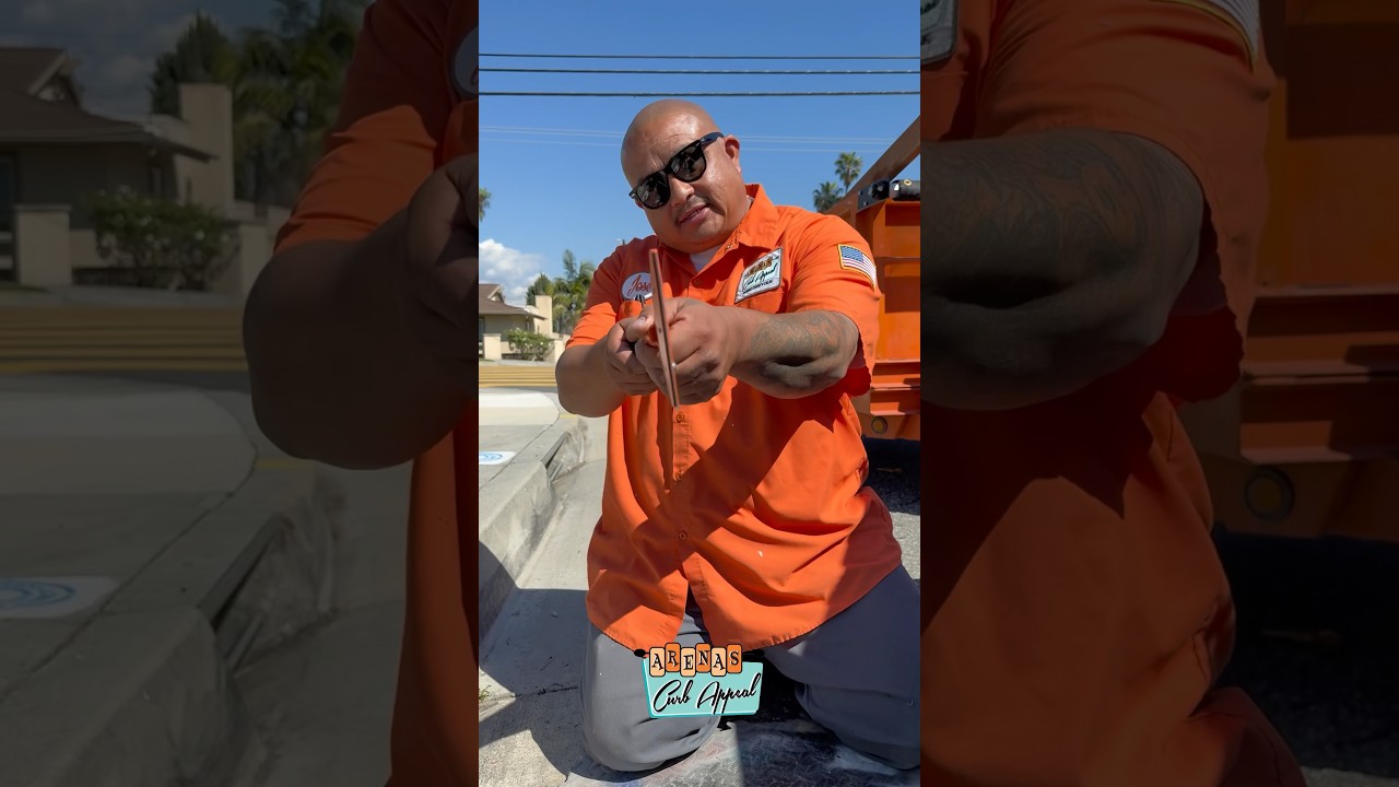 It doesn&rsquo;t get any better🧡#arenascurbappeal #curbpainting #military