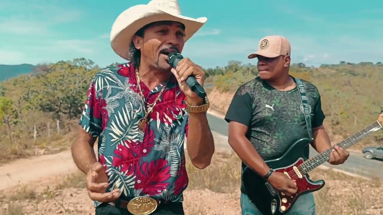 PREPARA O LAÇO - FORRÓ CHICOTE ESTRALA (CLIPE OFICIAL)