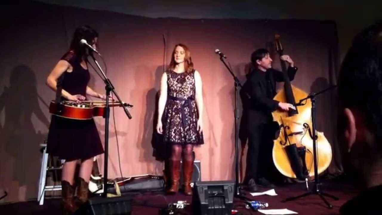 Red Molly sings -  1952 Vincent Black lightning