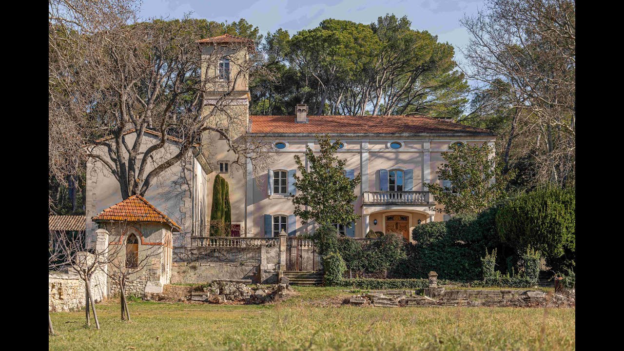 PERNES LES FONTAINES - MAGNIFIQUE PROPRIETE - 6 CHAMBRES - ENVIRONNEMENT CALME