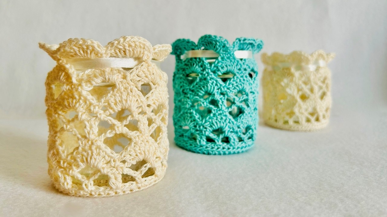 EASY CROCHET jar cover / jar cozy | How to crochet a pretty mason jar cover for any size
