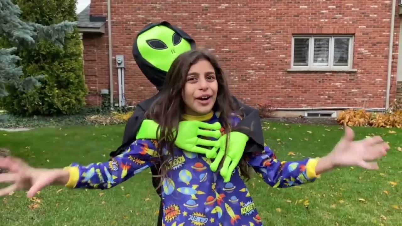 Deema and Sally Save Halloween adventure stories