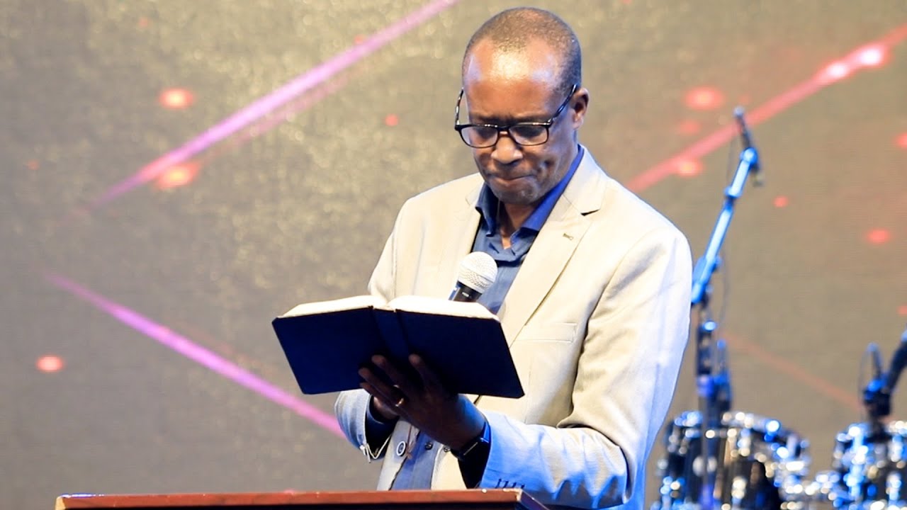 Pst Aaron RUHIMBYA👌 BIZAKUZANIRA UMUGISHA MUBUZIMA BWAWE NUBIKORA👌IMANA NTABWO IGIRA AMARANGA MUTIMA