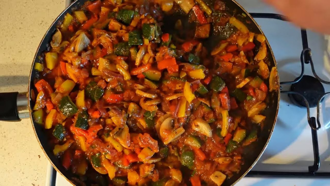 ОВОЩНОЕ ЛЕЧО БЕЗ МЯСА ВО ВКУСНОМ СОУСЕ