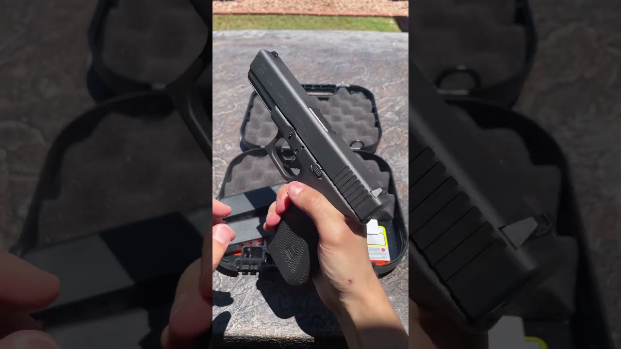 HUGE Glock - Quick Unboxing 😊