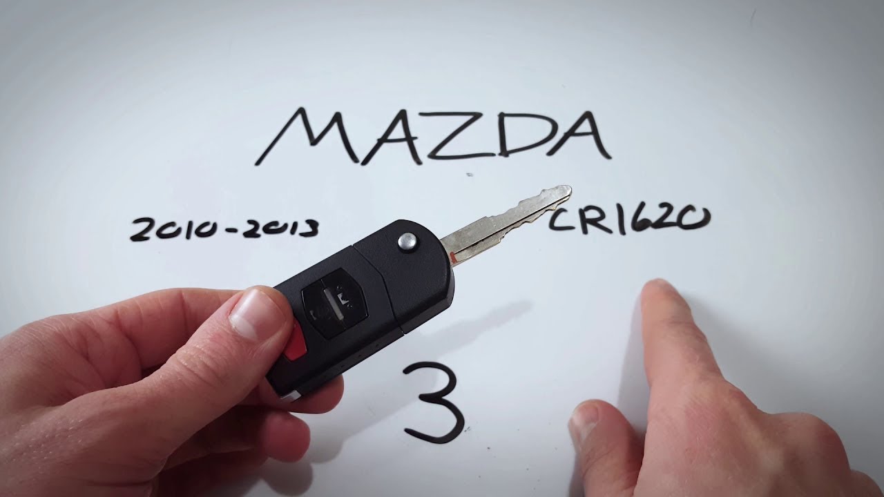 Замена батареи в выкидном брелоке Mazda 3 (2010 - 2013)