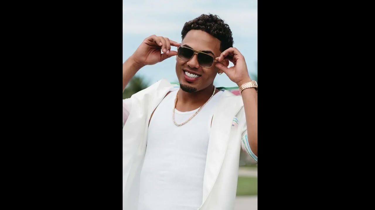 (FREE) - Myke Towers type beat - LIPSTICK | R&B type beat