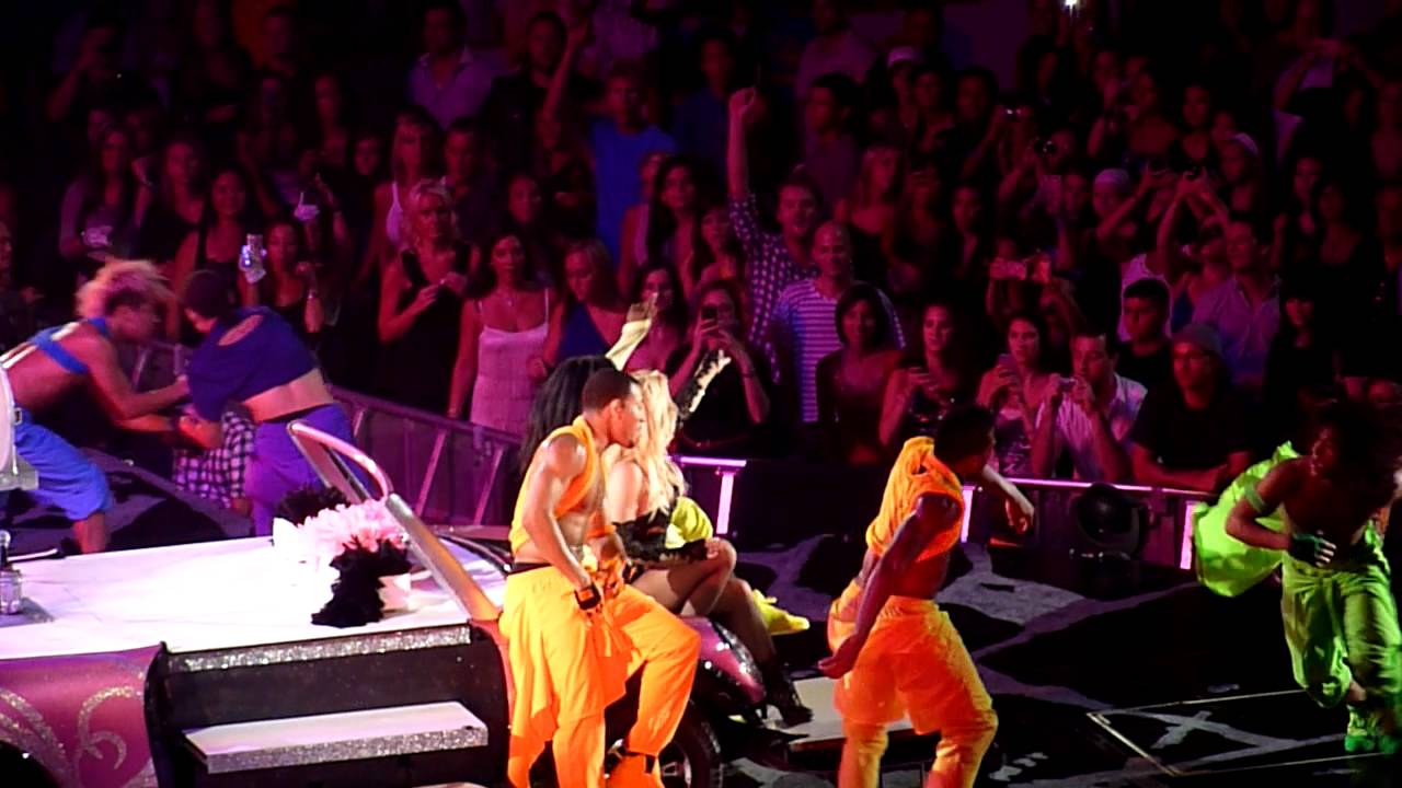 Britney Atlantic City NJ 8/6 'Big Fat Bass' 'How I Roll' 'Lace & Leather', Femme Fatale Tour