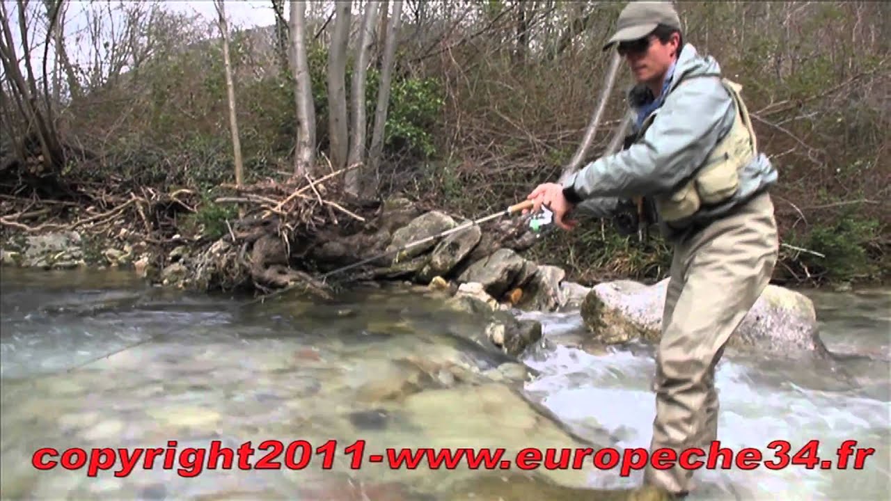 pêche des truites aux leurres poissons nageurs sur le Gravezon par Europêche34 en HD