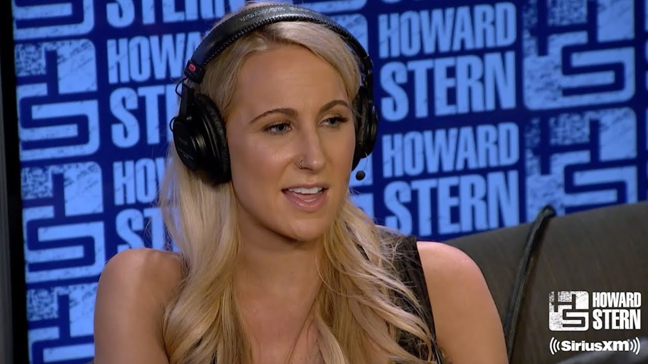 The Nikki Glaser Podcast: Speeding in a Manatee Zone || Nikki Glaser 2021
