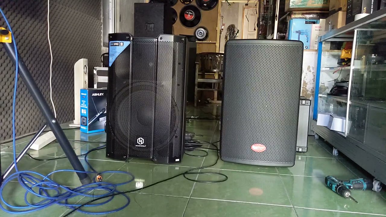 speaker baretone max15rc vs hardwell DSR15PRO