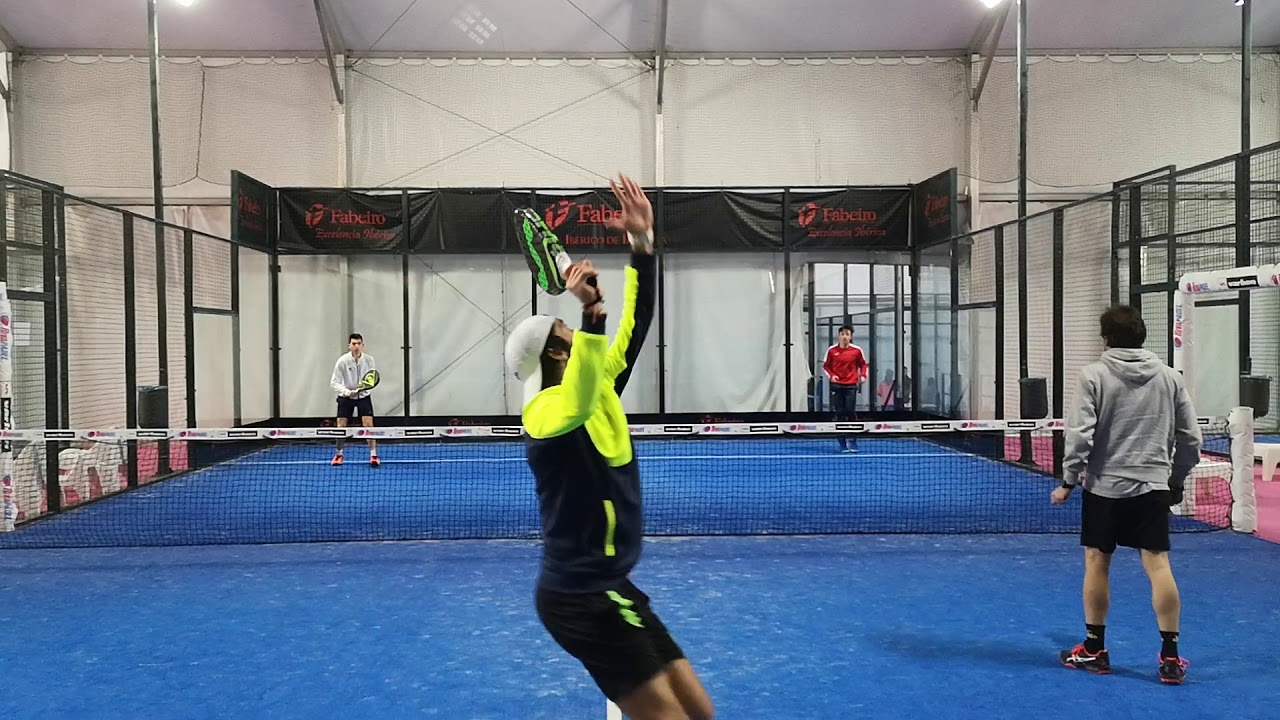 Maxi Grabiel y Pincho Fern&aacute;ndez Vs Denis Perino y Arnau Ayats