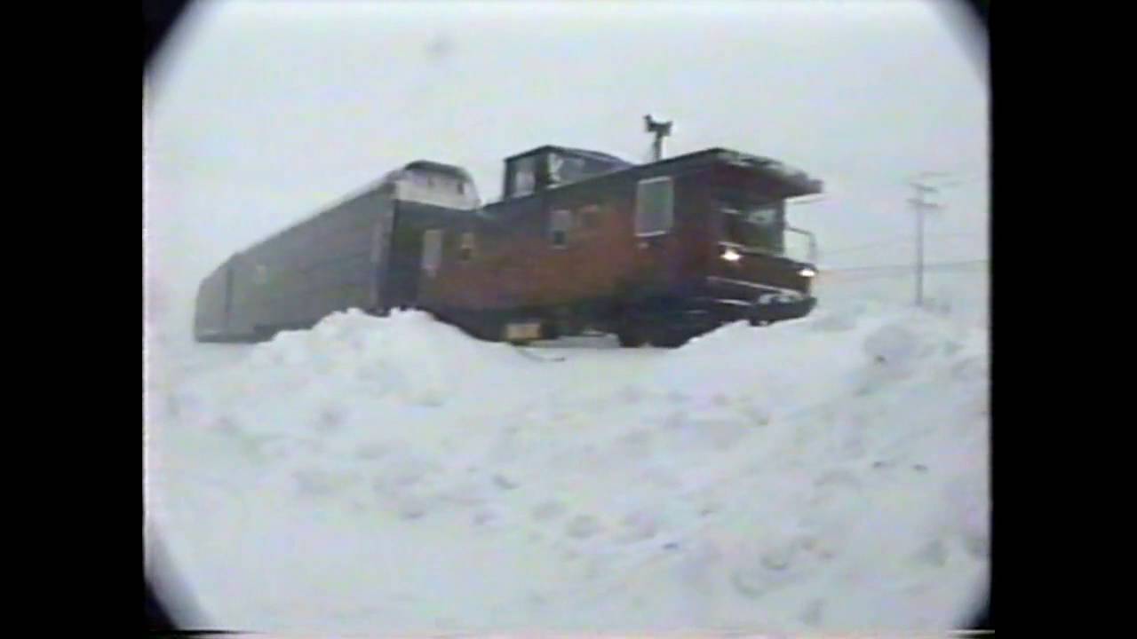 CN & CP Trains in Quebec , 1980's / Volume 4