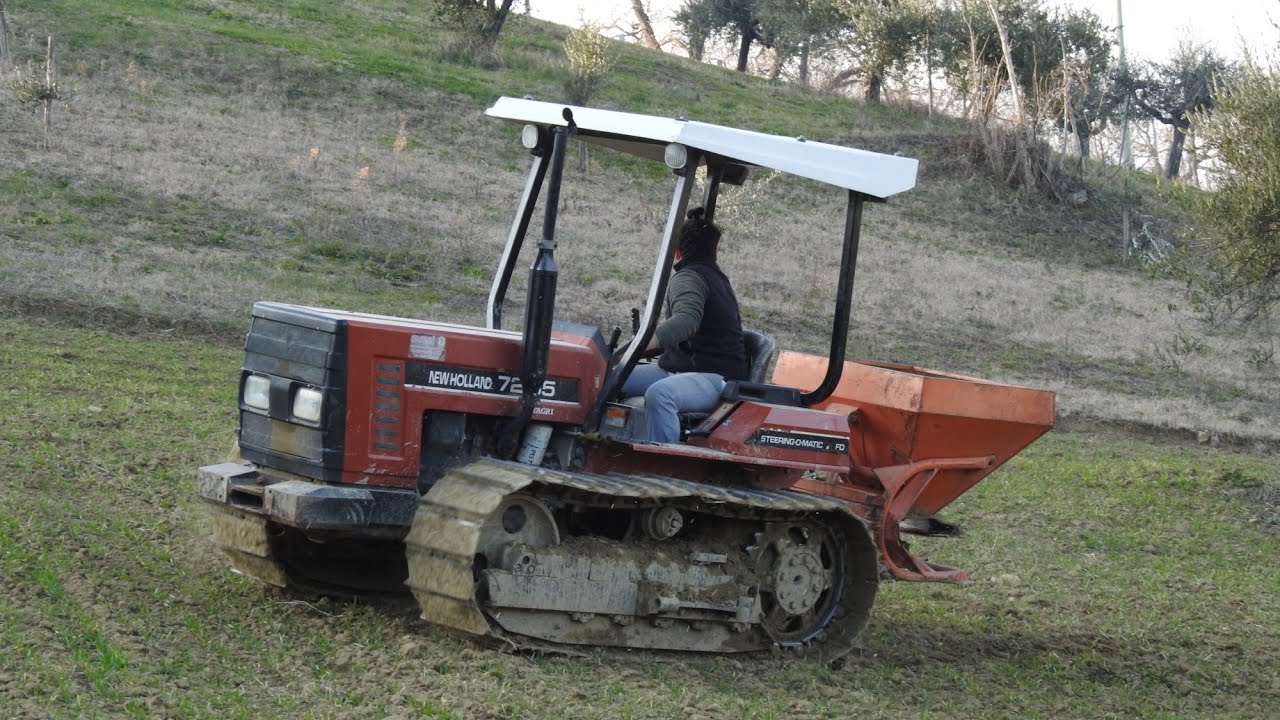 Concimazione grano/orzo 2019. New Holland 72-85+Spargiconcime/Fiat 766DT+Di Credico 6M. [MARCONE]