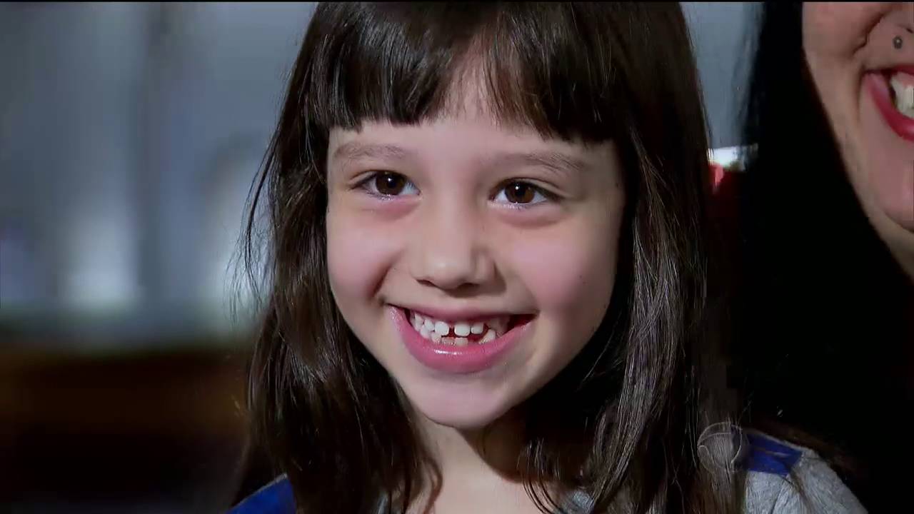 Qual a idade para uma menina come&ccedil;ar a usar suti&atilde; ?