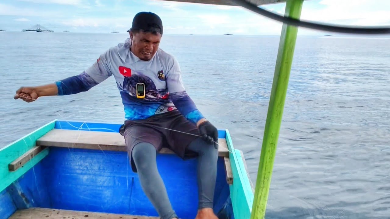 SEMPAT TERHIRIS SENAR || SAAT STRIKE DUA EKOR IKAN KAKAP DI KEDALAMAN 80 METER