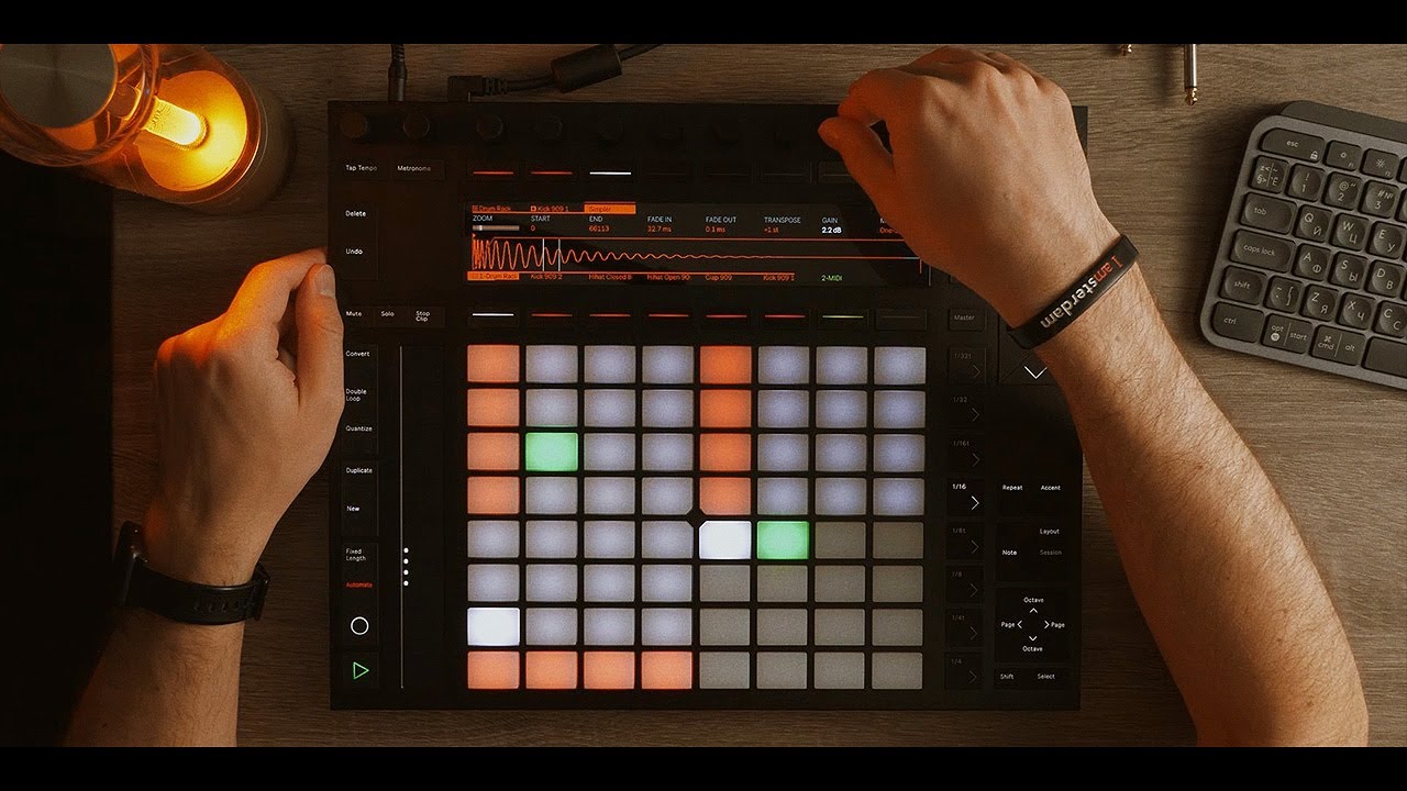 Making Techno with Push 2 only 🔲