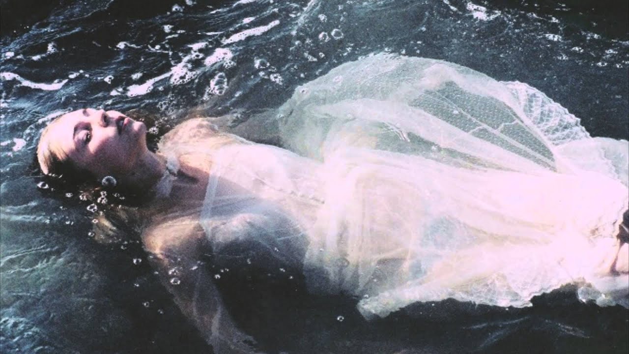 O P H E L I A   Ophelia