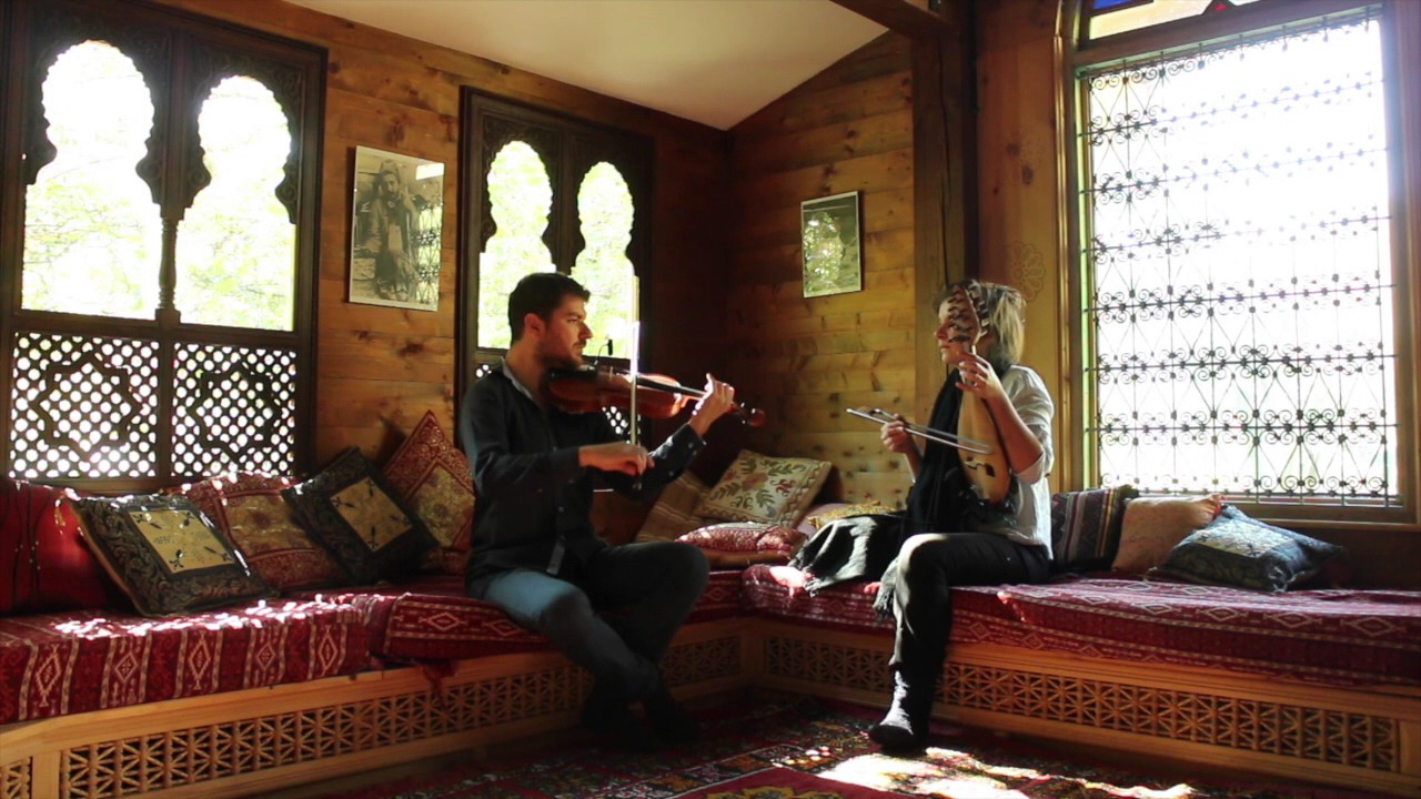 Pauline Willerval / Makis Baklatzis (Halai)