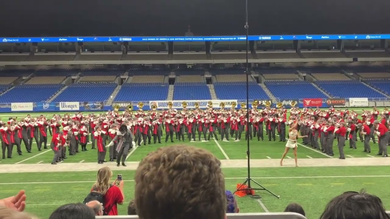 The Spirit of Houston being a #1 Marching Band for over 3 minutes