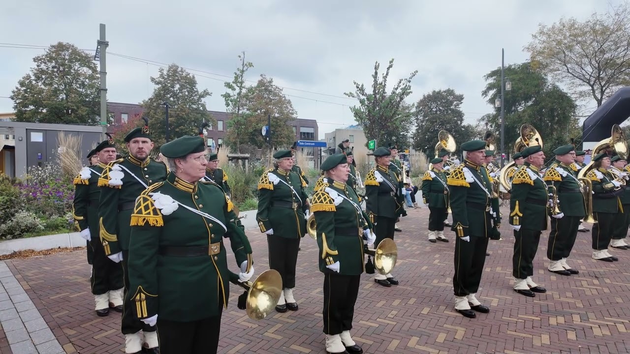 tradiotioneel korps van de garde jagers in ede op 27 september