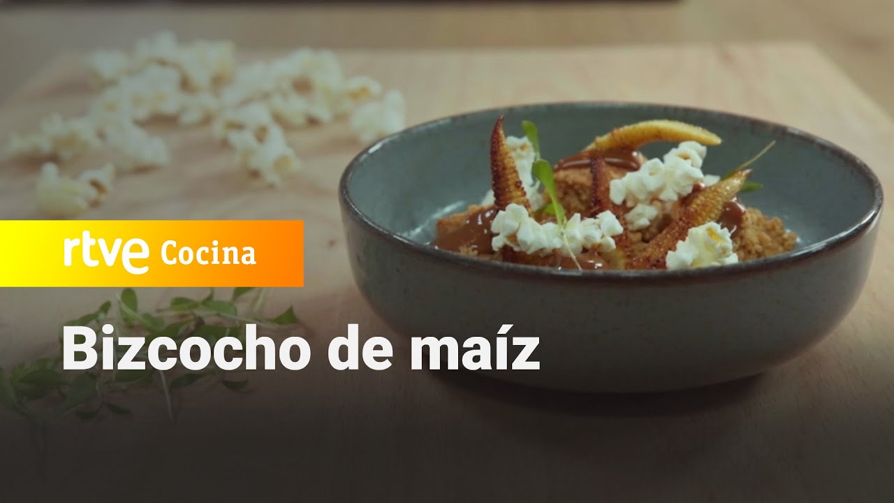 Bizcocho de maíz, helado de caramelo y maíz en texturas - Menudos Torres | RTVE Cocina