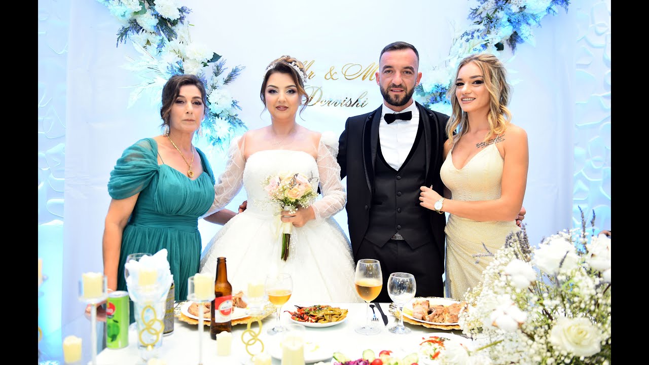 Familja Dervishi Hap Dasmen e Djalit (Mikel & Ervis Rrapaj Live)Studio ERI