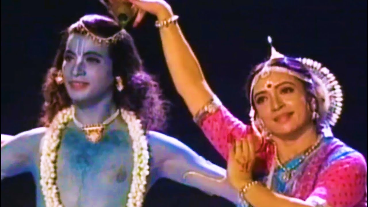 Gokul Ranjan Kanha || भावमय कृष्ण भजन || Divine Krishna Song Full of Vraj Ras