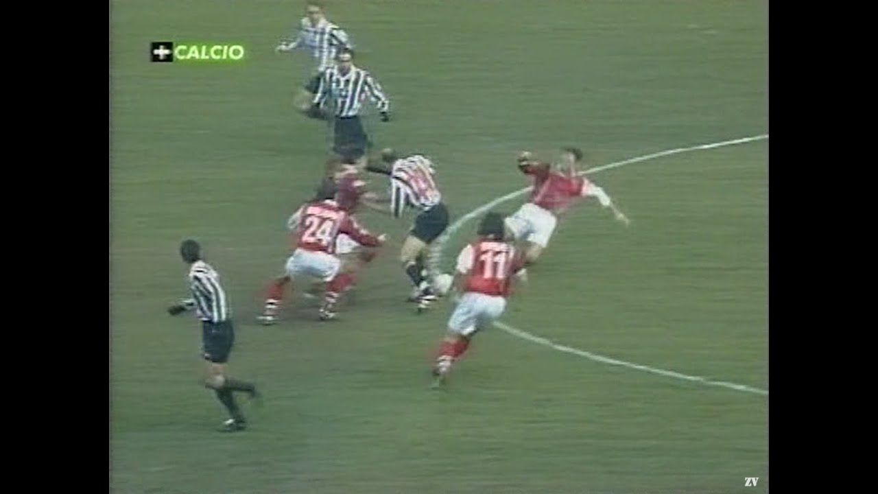 How Zidane Masterfully Beat Heavy Pressing in this game