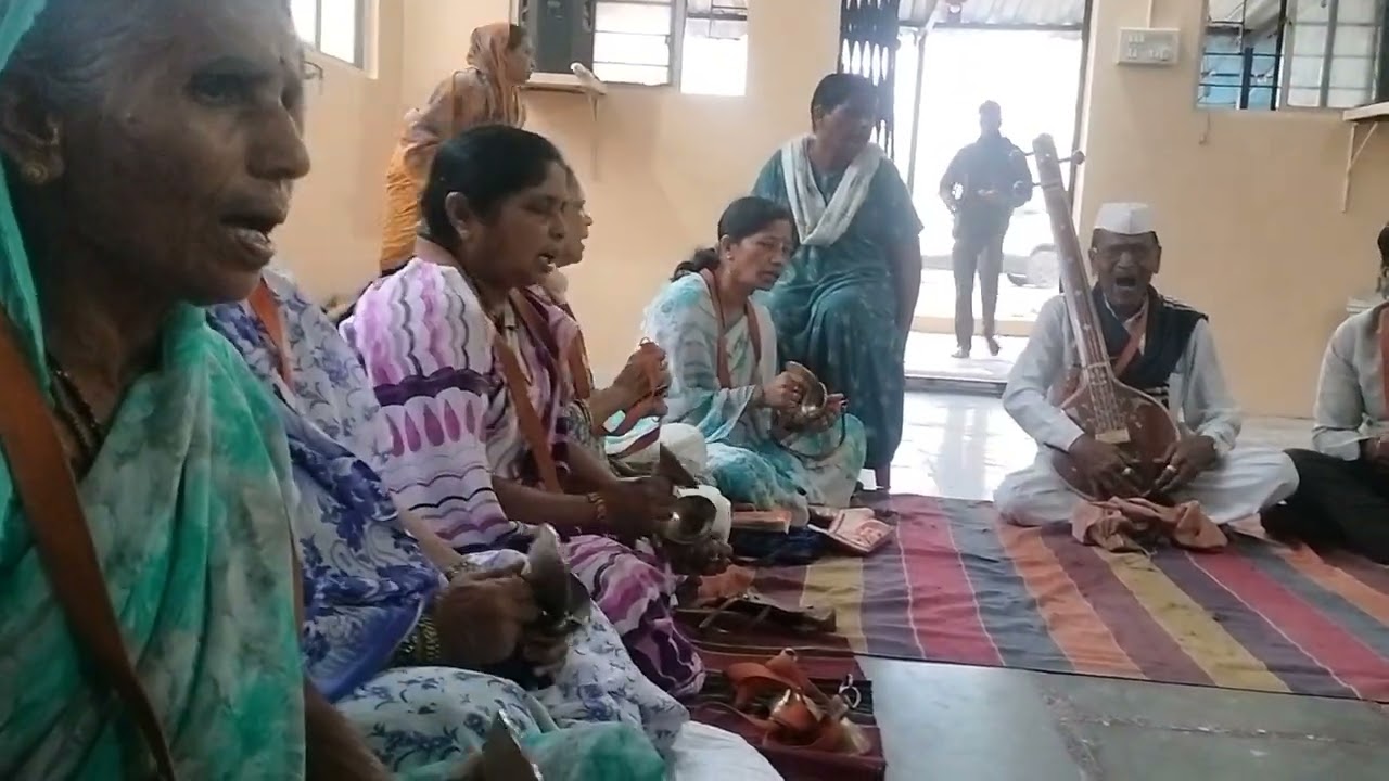 अभंग भस्म उटी रुंद माळा