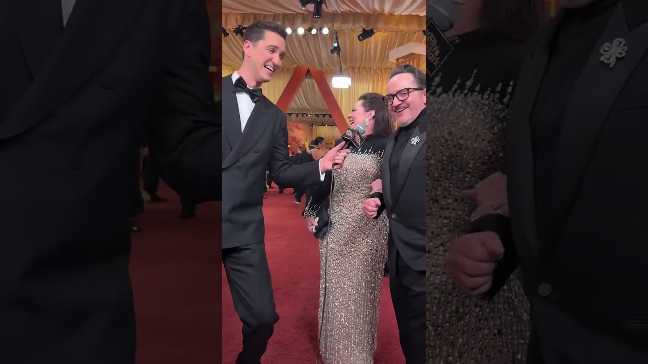 Melissa McCarthy's favorite impression #oscars