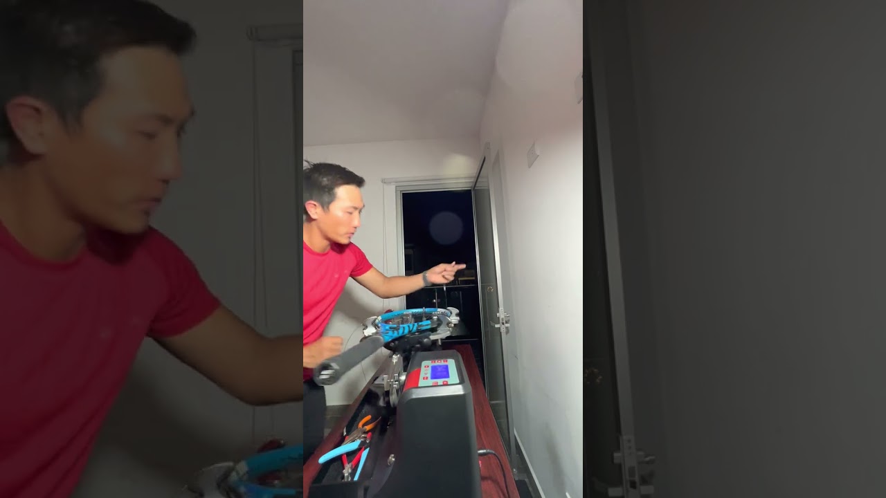 Stringing Babolat Pure Drive 2018 with Pros Pro MT300 english comments lateral view