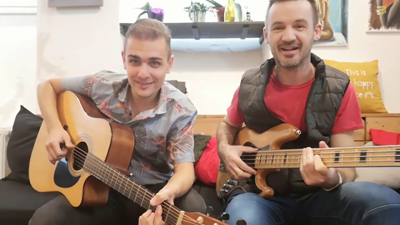 Ricky & Coco - Lookin' out my backdoor (Creedence Clearwater Revival cover)