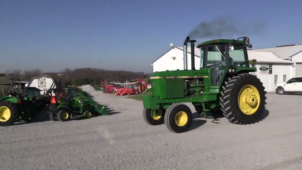Трактор John Deere 4440 1982 года с кабиной! СУПЕР ЧИСТЫЙ! Оригинальная краска! НИЗКИЙ НАРАБОТКА ...
