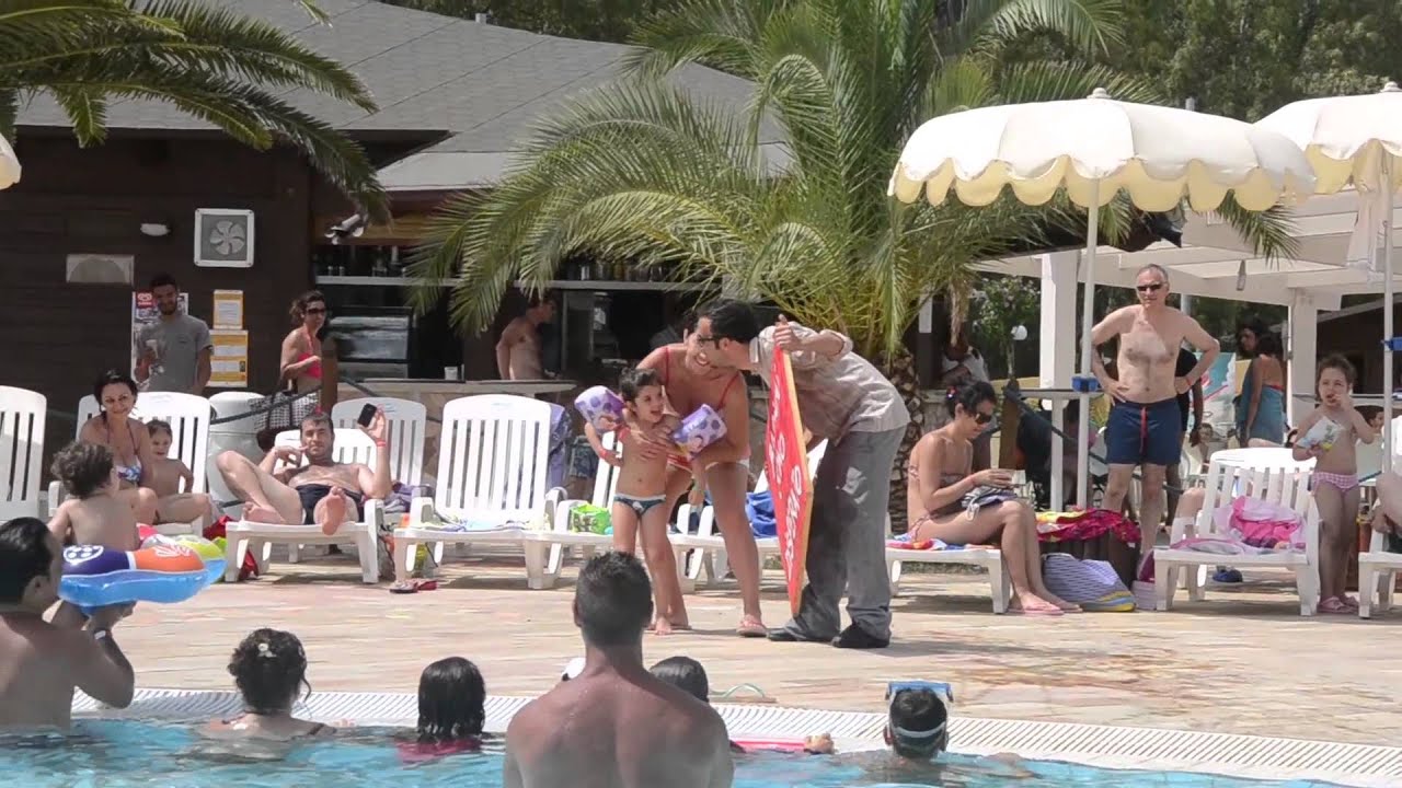 Video Sfida Love - Baciami Sono Disperato
