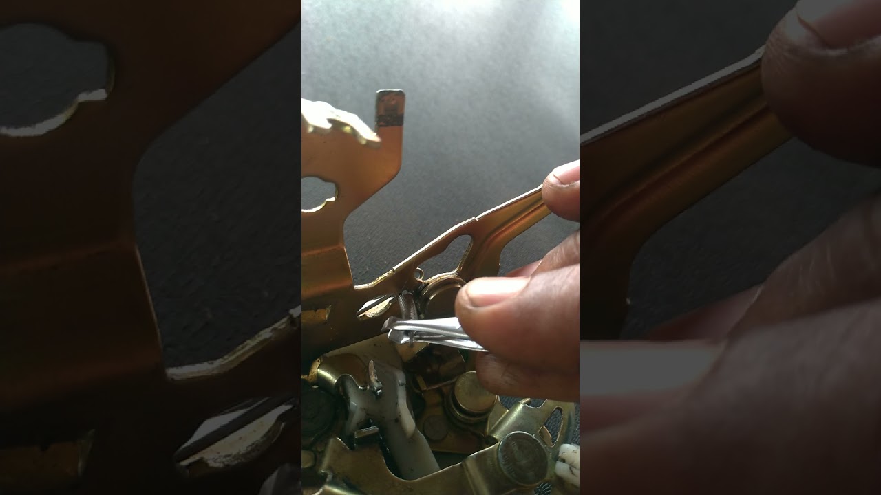 fechadura frontier porta motorista com defeito