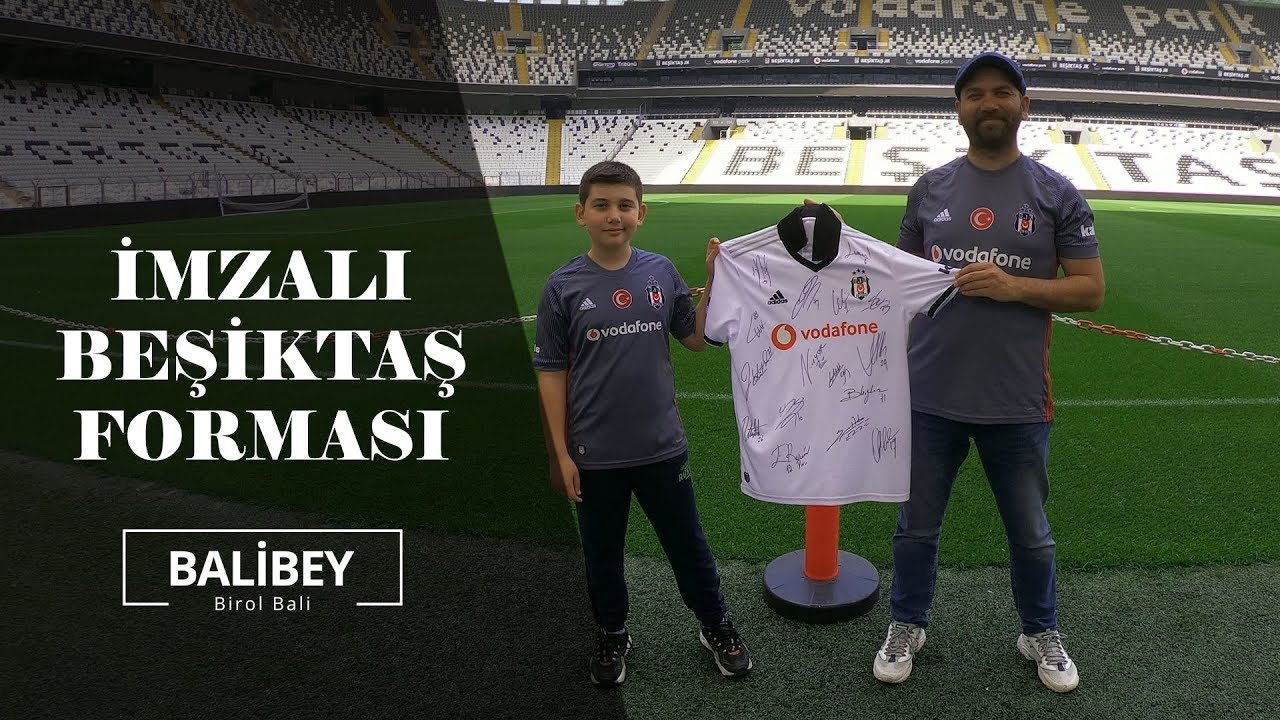BEŞİKTAŞ Vodafone Park Stadını gezdik ! Soyunma Odalarına girdik | İMZALI FORMA HEDİYE EDİLDİ