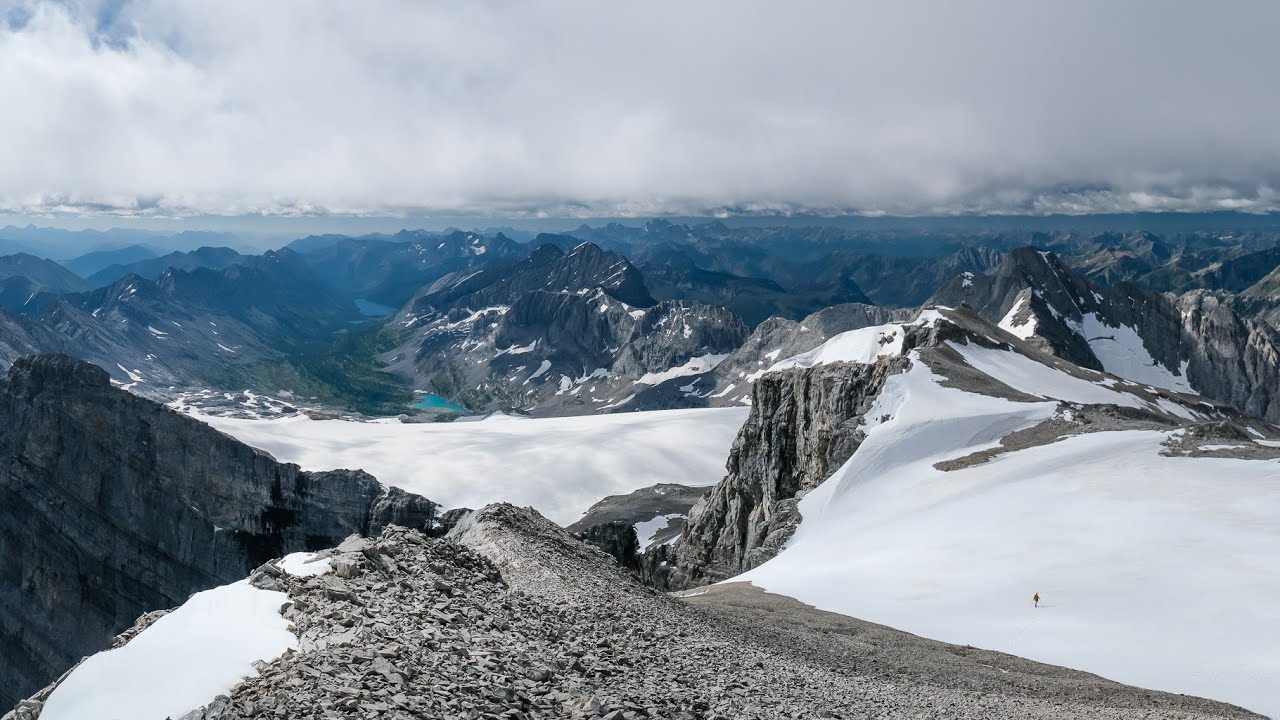A one day easy Ascent of Mount Abruzzi in Height of the Rockies Provincial Park