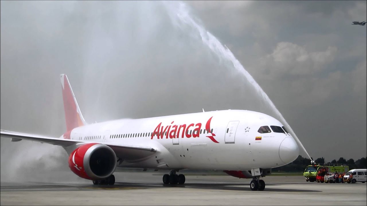 Avianca First B787 Landing and Water Cannon Welcome at Bogota el Dorado Intl Airport!