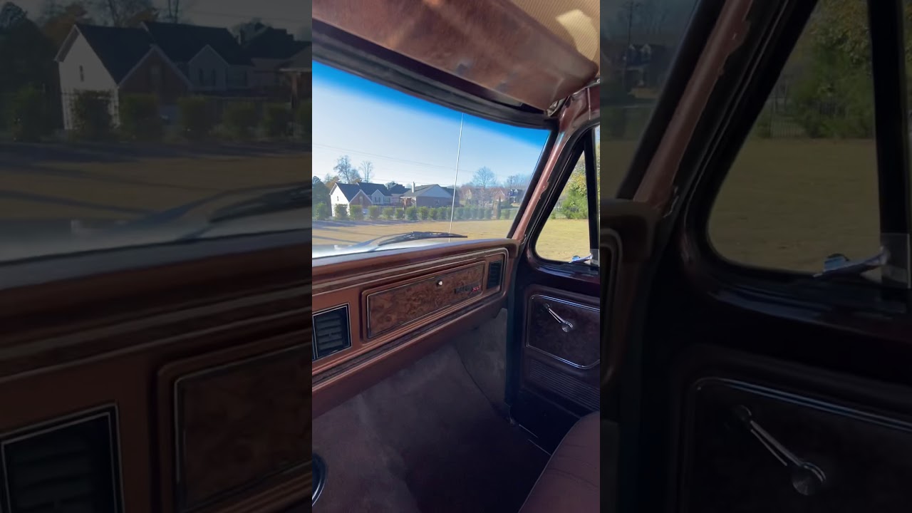 1978 Ford F-150 XLT Interior/Driving