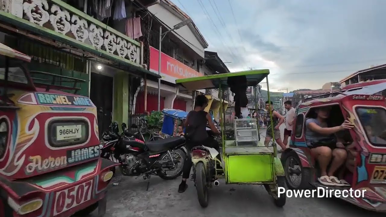 Friday afternoon in downtown of Catbalogan City, Samar