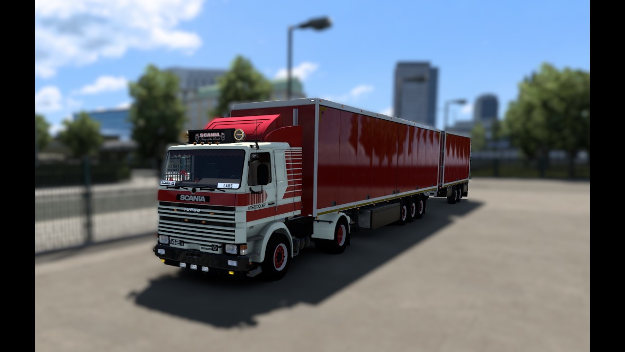 Scania 142H V8 met grote vracht