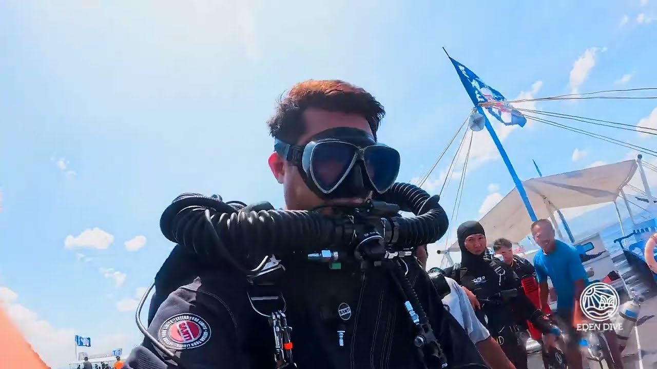 24/04 TDI CCR festival in Moalboal with more than 100 rebreather divers!