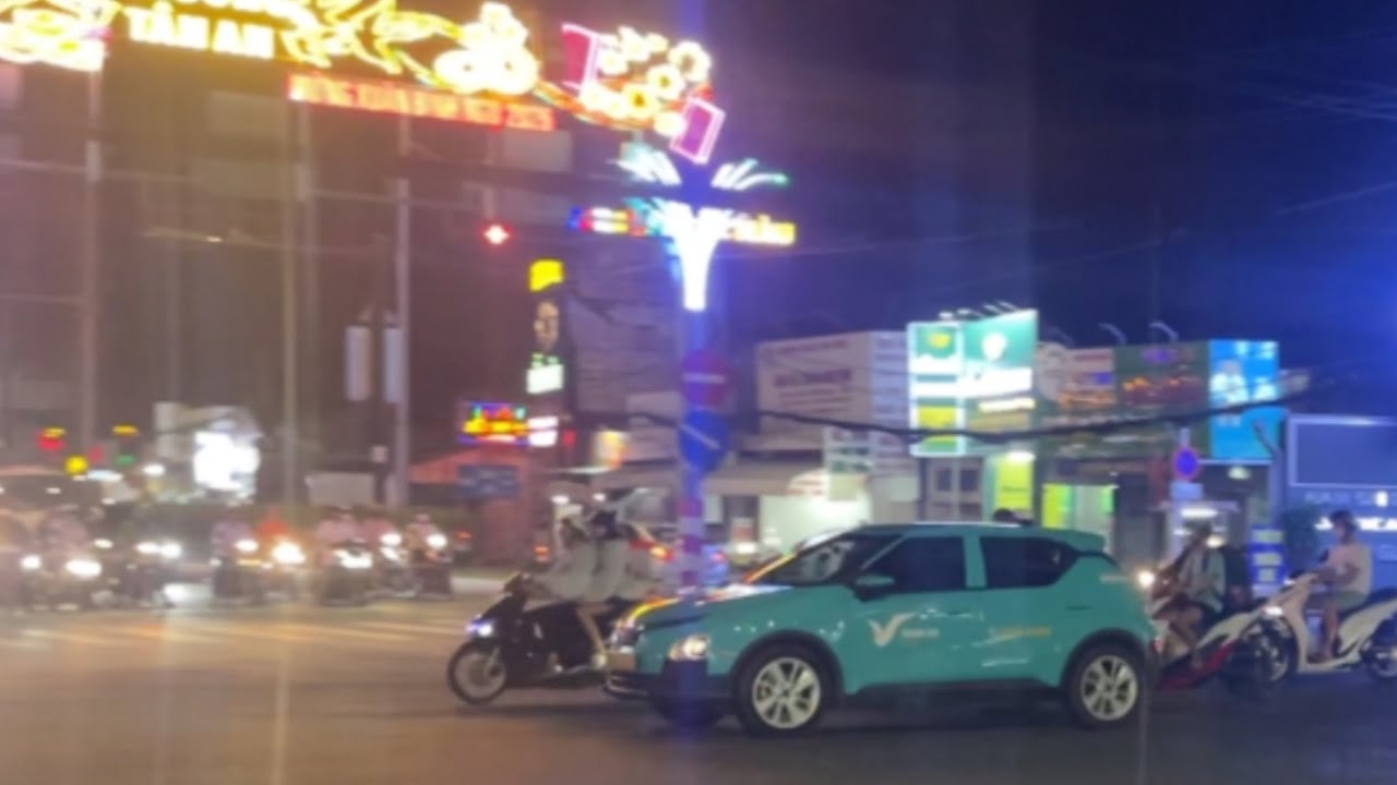 Can Tho Night Walking Tour | Beautiful Nguyen Van Cu Street Night Walk 7:55 PM | Vietnam 4K 60FPS